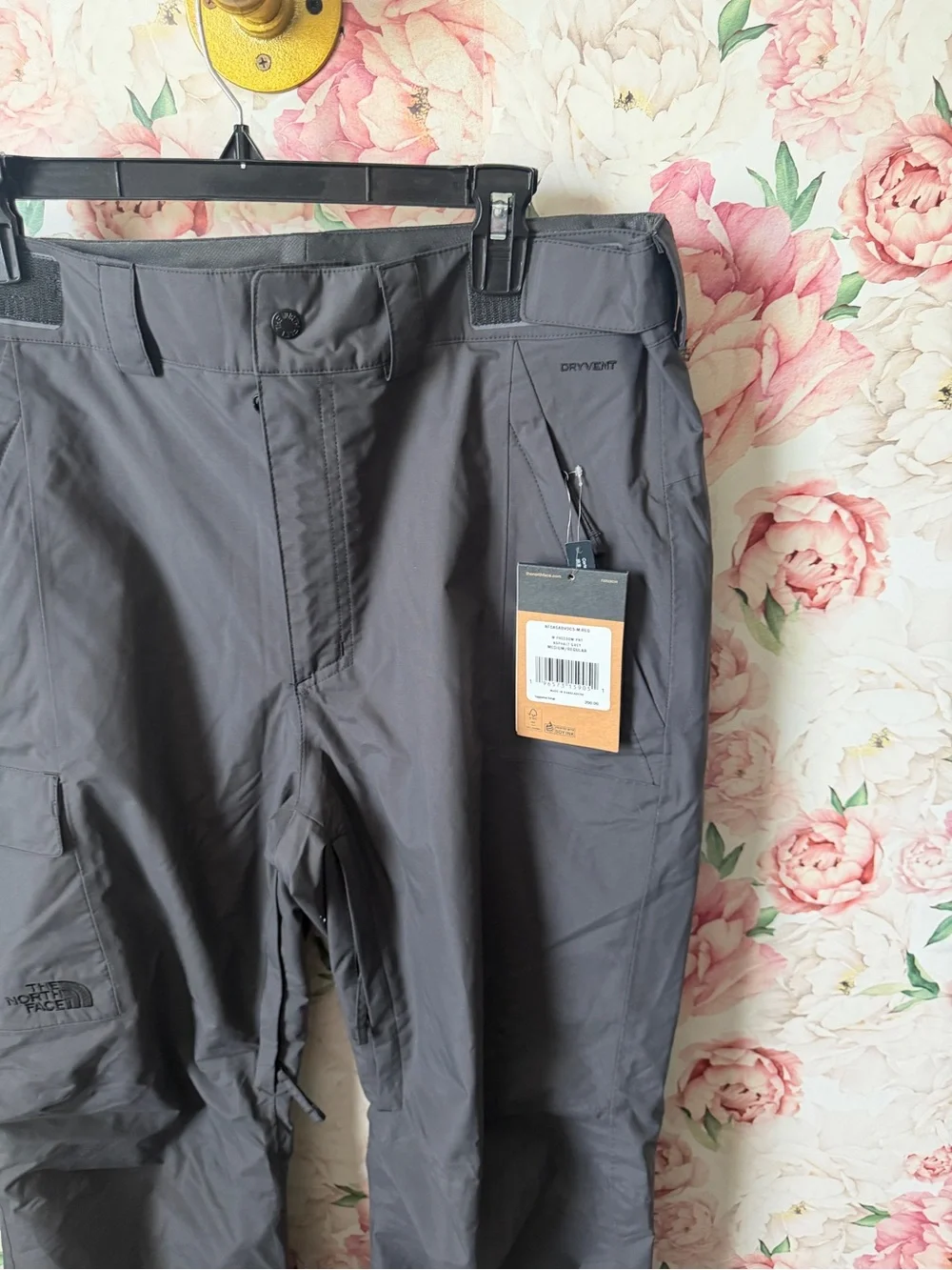NWT The North Face Men's Freedom Insulated Pants Asphalt Grey size M